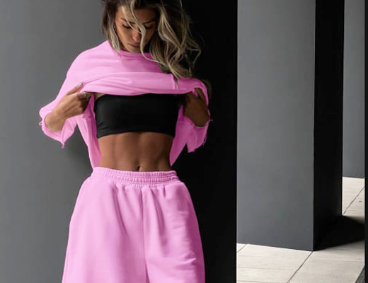 Купити онлайн: Жіночий спортивний костюм